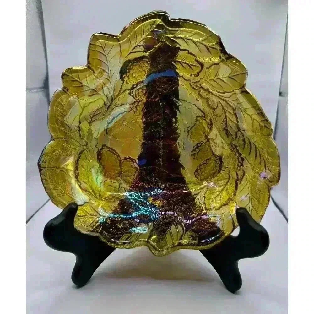 Northwood Carnival Glass Large Strawberry Bowl with Plain Exterior Marigold - Picture 2 of 10
